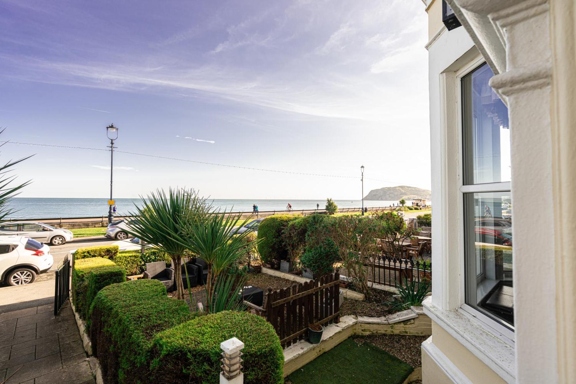 Can-Y-Bae Hotel Llandudno Buitenkant foto